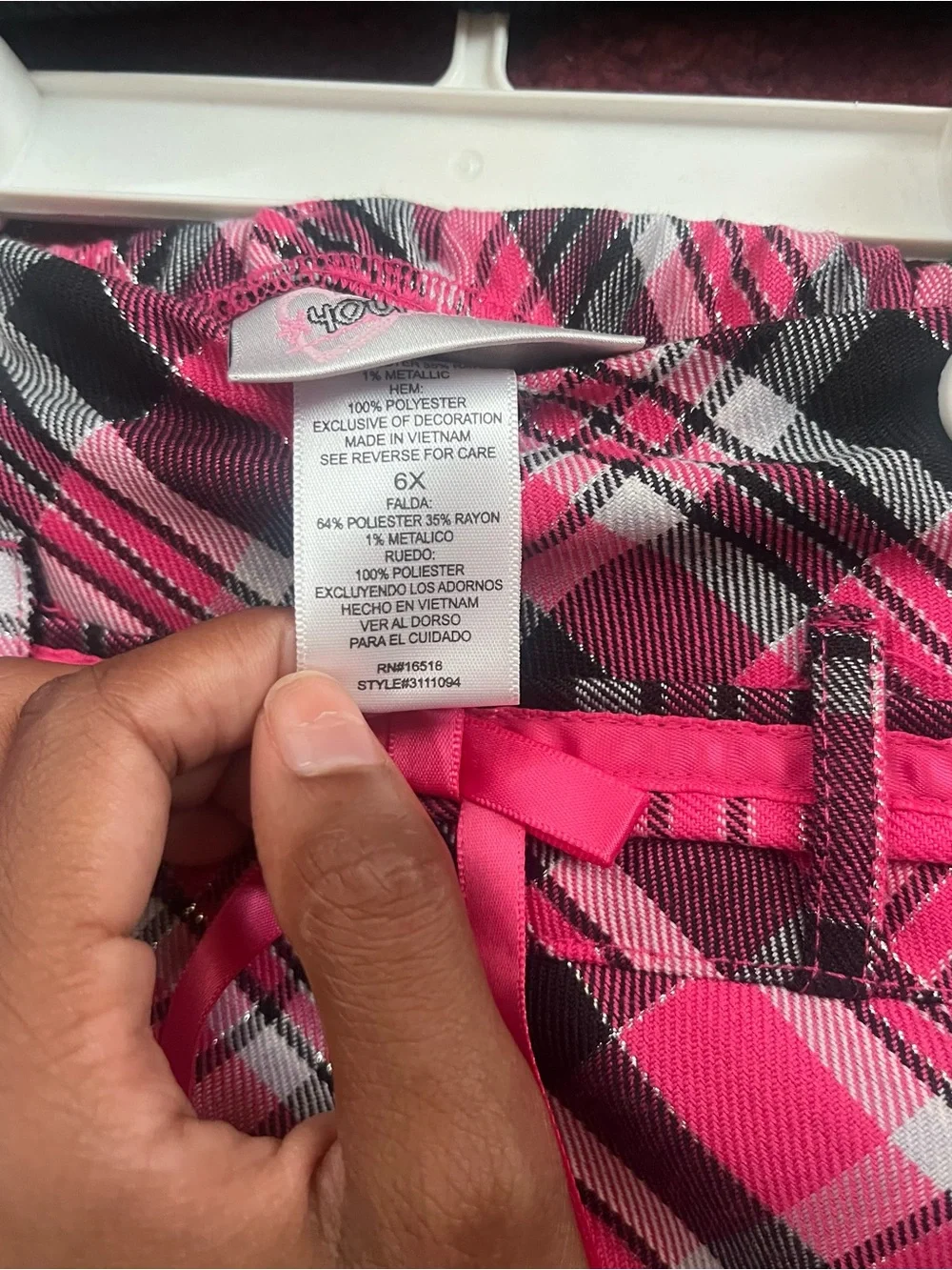 Youngland Hot Pink Girls Satin Top. TEXT BEFORE BUYING OR REFUNDING!!